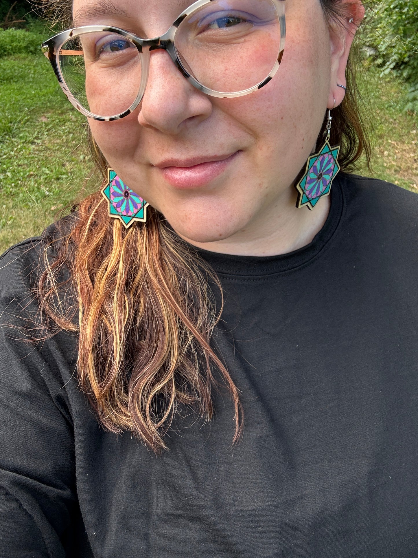 Flowstar Earrings – Hand-Painted, Laser-Cut Wood with Resin Finish