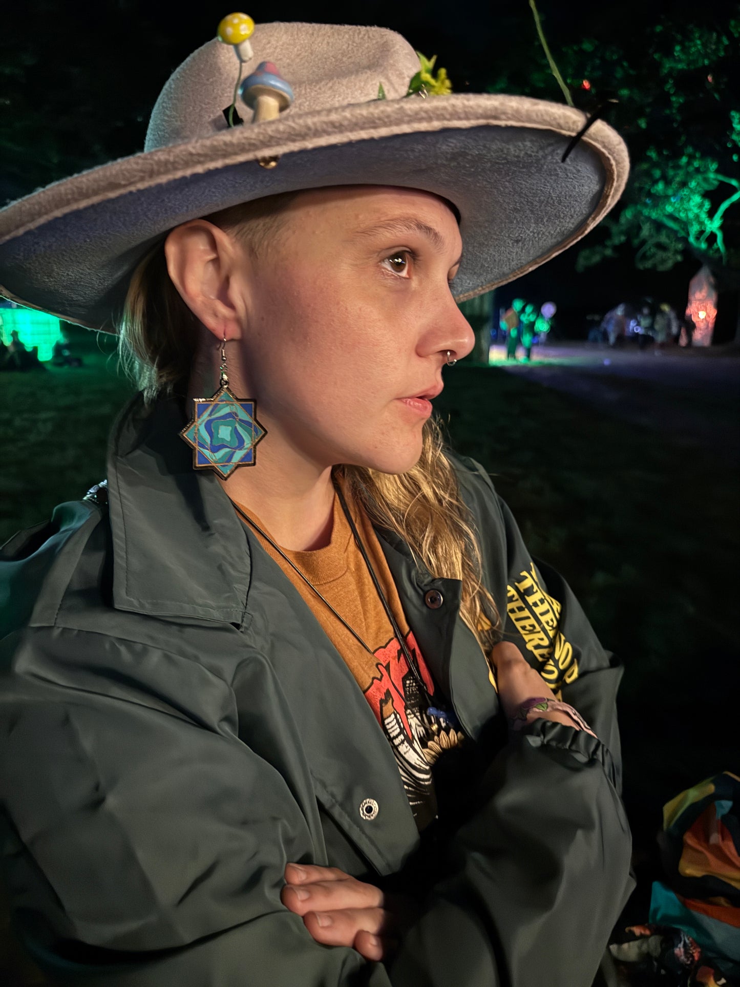 Flowstar Earrings – Hand-Painted, Laser-Cut Wood with Resin Finish